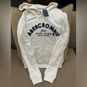 Abercrombie & Fitch Appliqué Hoodie Size XS
